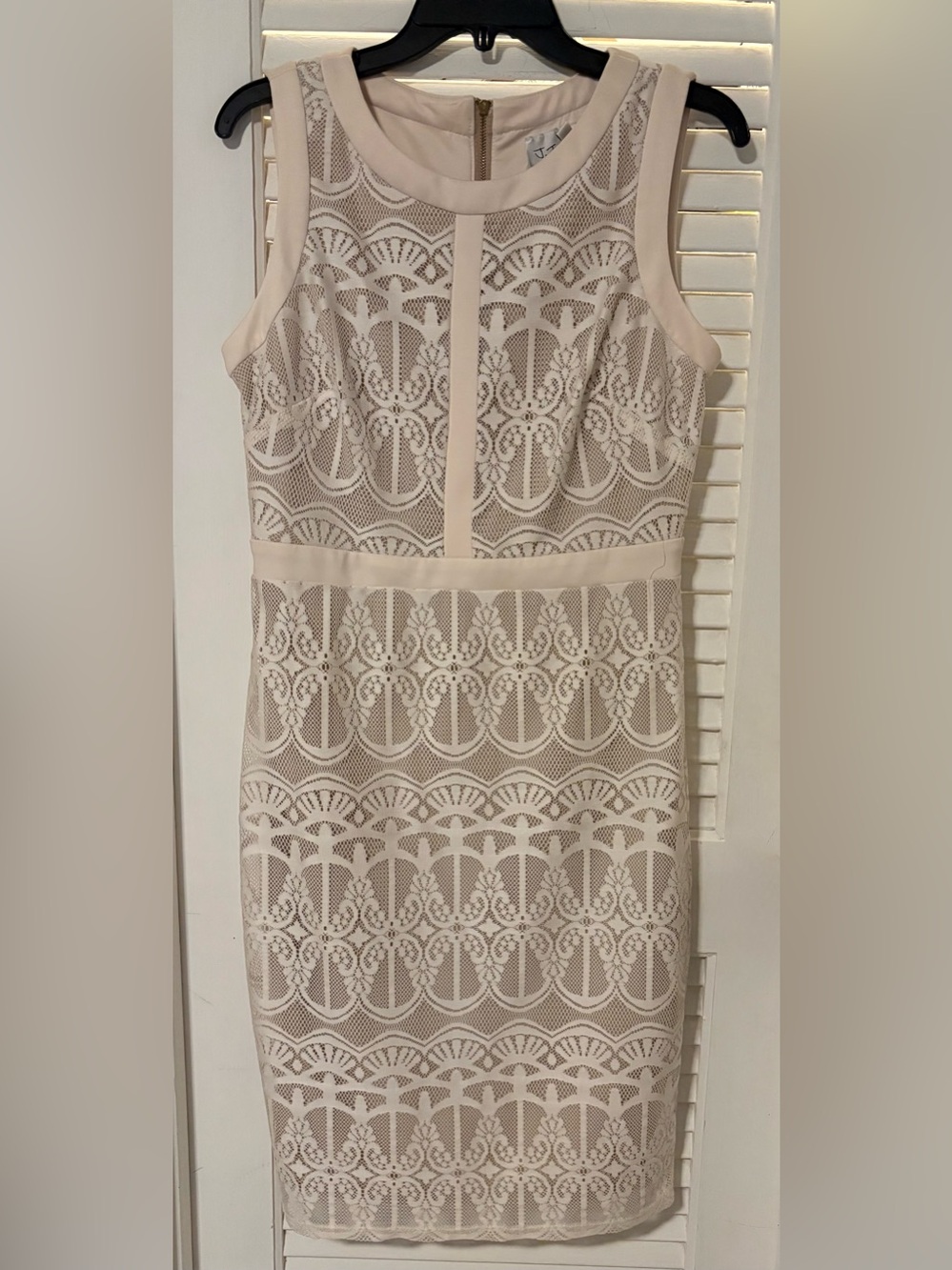 Sleeveless Lace-Overlay Midi Dress in Blush